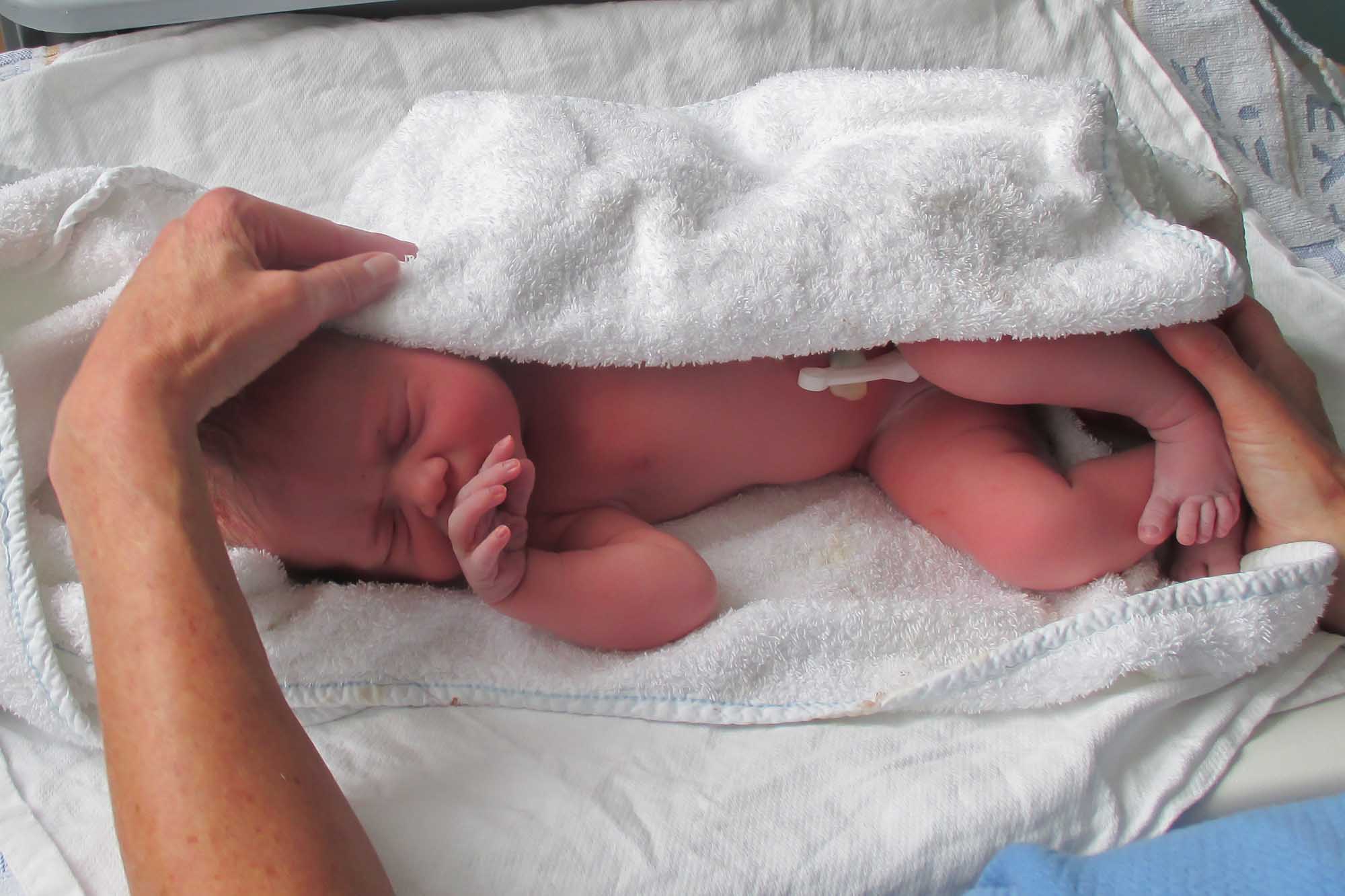 had ik zelf een geboortefotograaf bij de geboorte van onze dochter 5